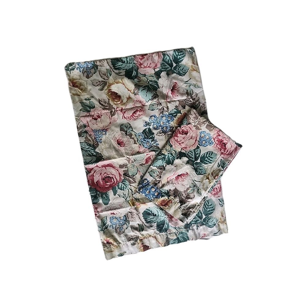 2-Thomaston Std Pillowcases Roses Granny Cottagecore Shabby Beige Pink Green VG
